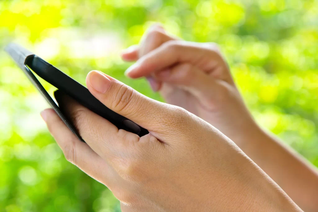 Completing an online questionnaire
